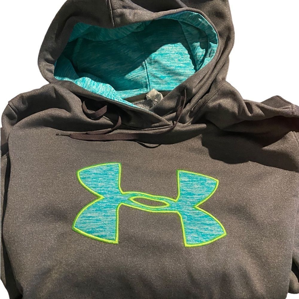Under Armour size XL hoodie excellent condition see pics